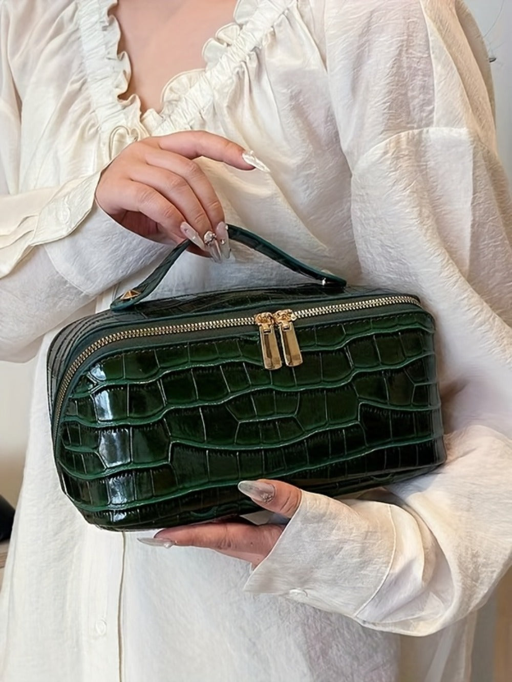 Travel Makeup Bag Crocodile Pattern Women's PU Portable Cosmetic Bag Luxury Golden Zipper Portable Organizer Storage Bag Large Capacity