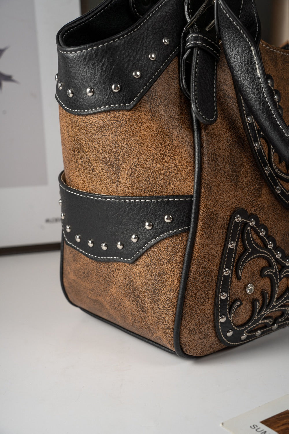 Western Style Berry Conchos Cowgirl Country Conceal Carry Purses Crossbody Handbags Women Shoulder Bags Wallet Set Brown Christmas Gifts