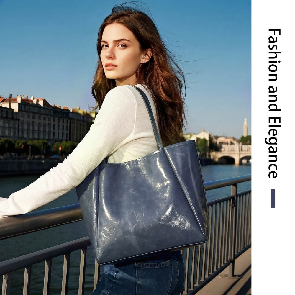 Tote Bag for Women – PVC, Large Capacity, for Travel & Work | Bag Vero – detail view 11