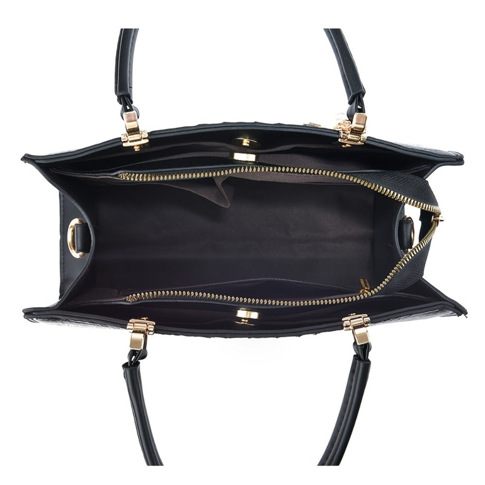 A Women'S Bag Featuring a Crocodile Print Texture, Designed for Both Hand And Crossbody Use, with a Heart-Shaped Hanging Decoration As a Finishing Touch