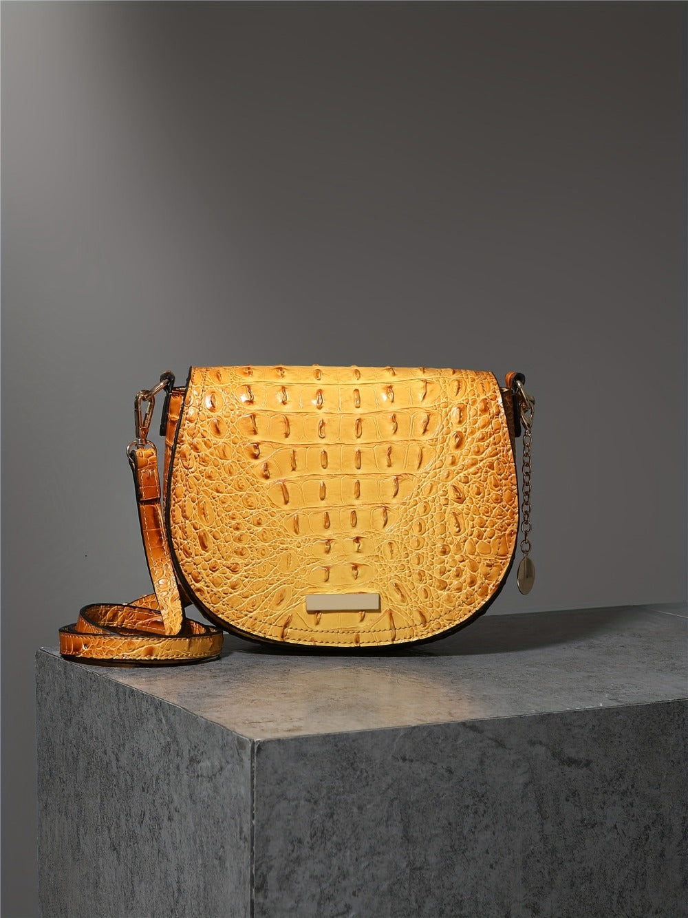 Crossbody Bag for Women – 7 Colors, for Travel & Work | Bag Vero – detail view 32