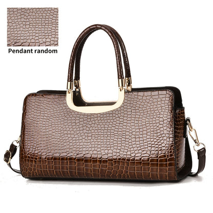 [Evening Wedding Bag] Women's Evening Bag Handbag New Glossy Texture Random Trimming Elegant Women's Bag Single Shoulder Crossbody Hand Carry Suitable for Evening Wedding High-End Women's Bag