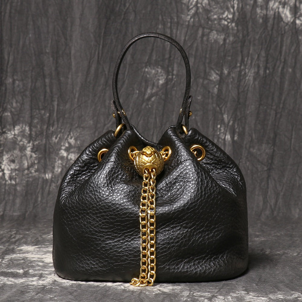 Handmade Top Layer Cowhide Makeup Bag Fashionable Casual Versatile Genuine Leather Bucket Bag for Women, Ladies High-Quality Soft Genuine Leather Chain Bag Luxury Style Design Bag  Crossbody Shoulder Bag with Chain Strap, Elegant Handbag Purse