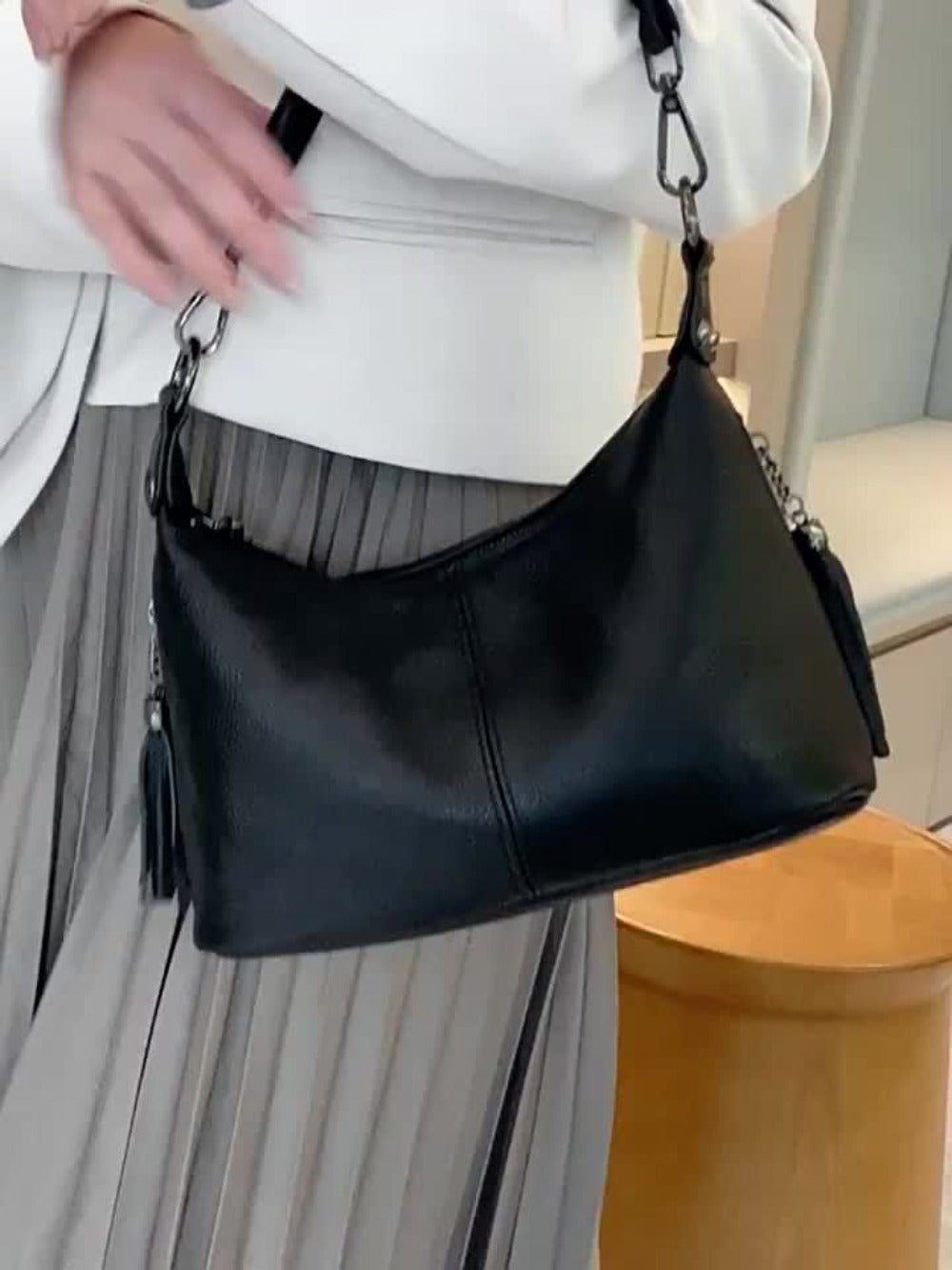Bolsos Para Mujer Tassel Textured Genuine Genuine Leather Crossbody Bag Shoulder Bag with Adjustable Strap Daily Commuter Versatile Handbag Tote Bag for Women Large Capacity Travel Bags for Women
