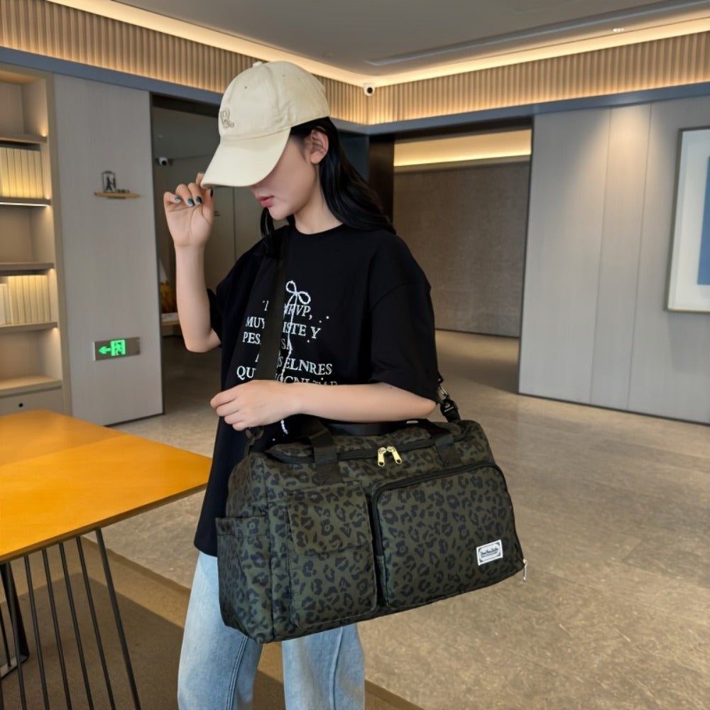 Large Size Large-Capacity Leopard Print Travel Duffel Bag with Multiple Compartments, Shoe Compartments And Spacious Overnight Carry-On Design-Durable Nylon Leisure Sports Fitness Bag, Suitable for Women, Gym, Travel, Weekend Travel, Fitness Bag