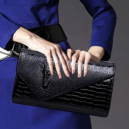 Women's Wallet – Envelope Clutch Magnetic Closure Embossed | Bag Vero – detail view 16