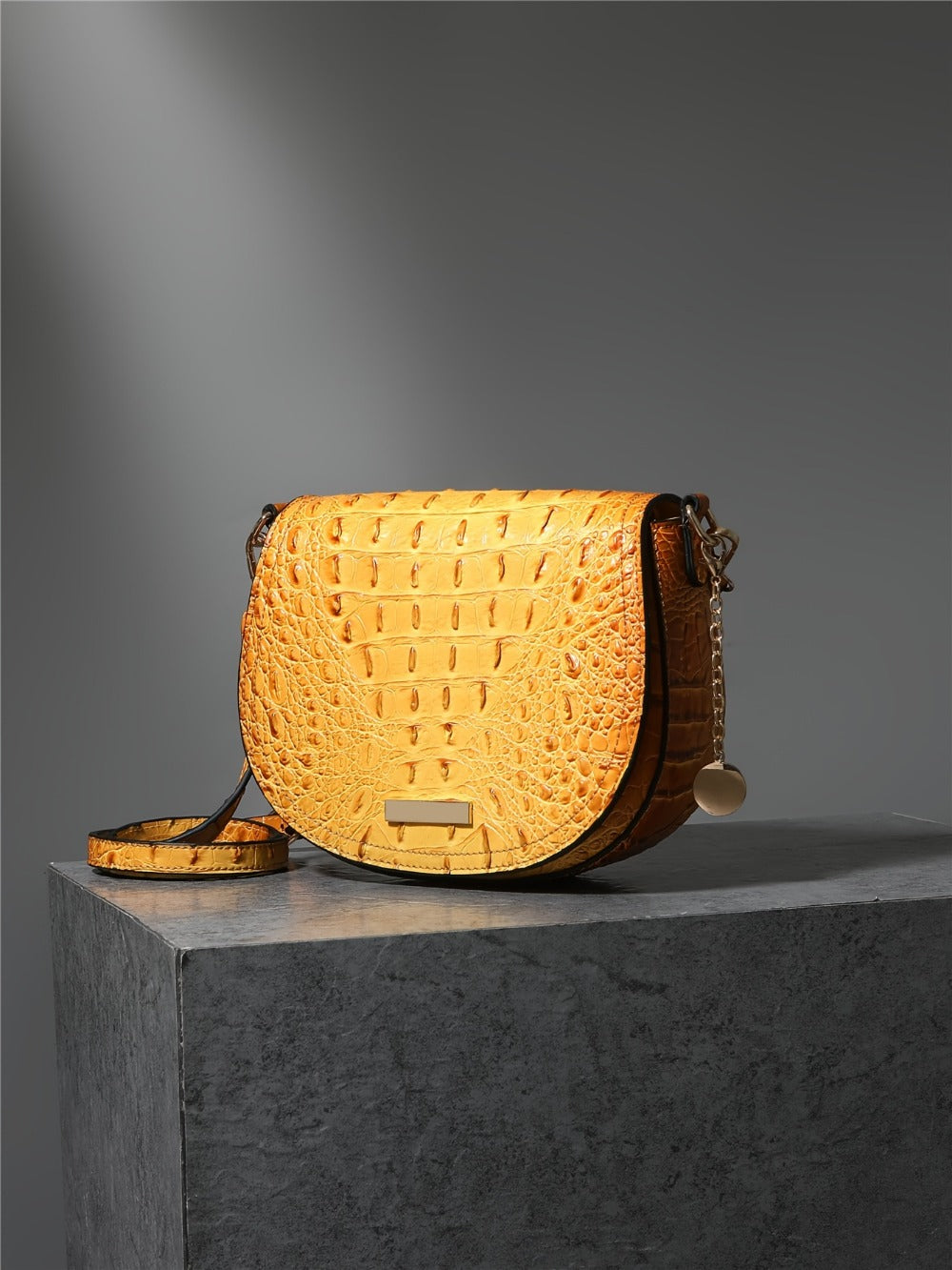 Crossbody Bag for Women – 7 Colors, for Travel & Work | Bag Vero – detail view 33