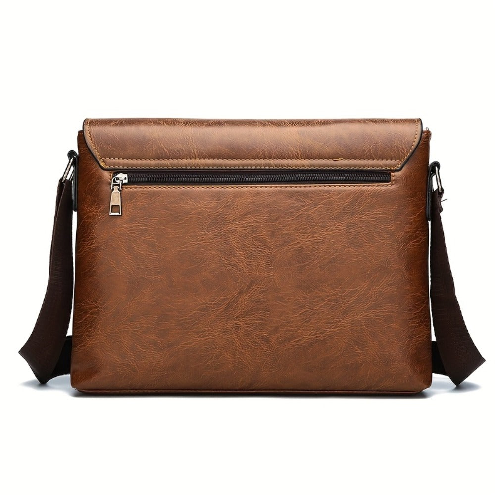 Simple khaki Men's bag with texture High Quality bag lid style shoulder bag, casual Men's multi pocket Men's bag, large capacity Men's bag, casual trendy mailman bag