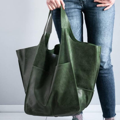 A Fashionable, Spacious Shoulder for Women, Designed As a Tote, Featuring a Soft Aesthetic And a Trendy Retro Style Popular in Europe And America