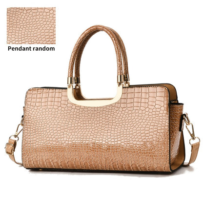 [Evening Wedding Bag] Women's Evening Bag Handbag New Glossy Texture Random Trimming Elegant Women's Bag Single Shoulder Crossbody Hand Carry Suitable for Evening Wedding High-End Women's Bag