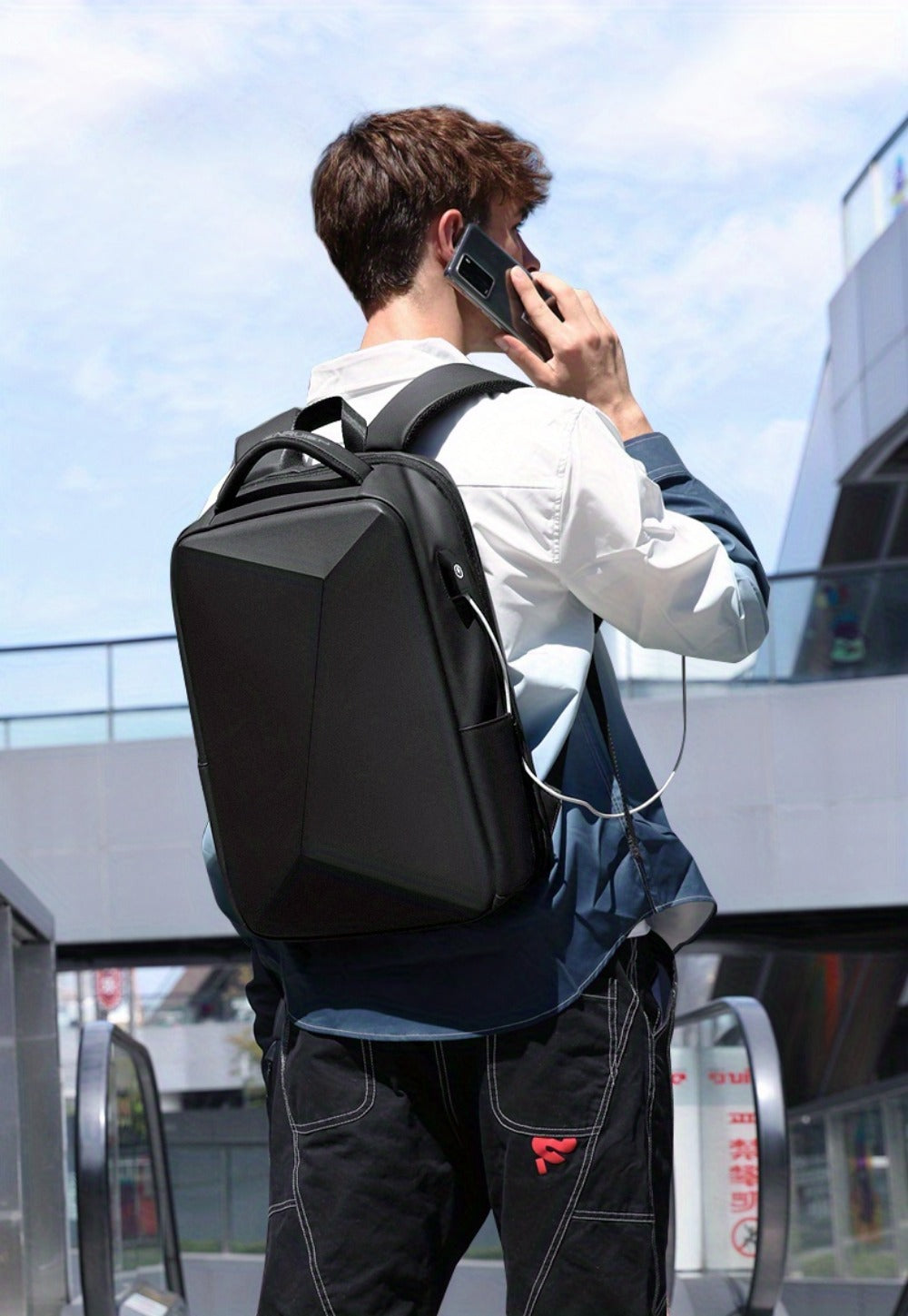 Laptop Backpack – Expandable, Anti-Theft, Large Capacity, for Travel & School | Bag Vero – detail view 12