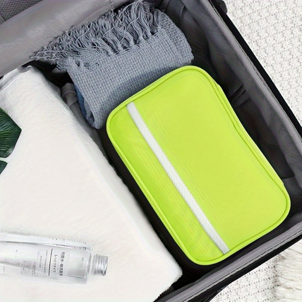 New Unisex Travel Hanging Toiletry Organizer Bag with Sturdy Hooks, High-Quality Design, Multiple Compartments And Mesh Pockets - Lightweight And Durable Zipper Closure Suitable for Airplanes, Trains, Cars