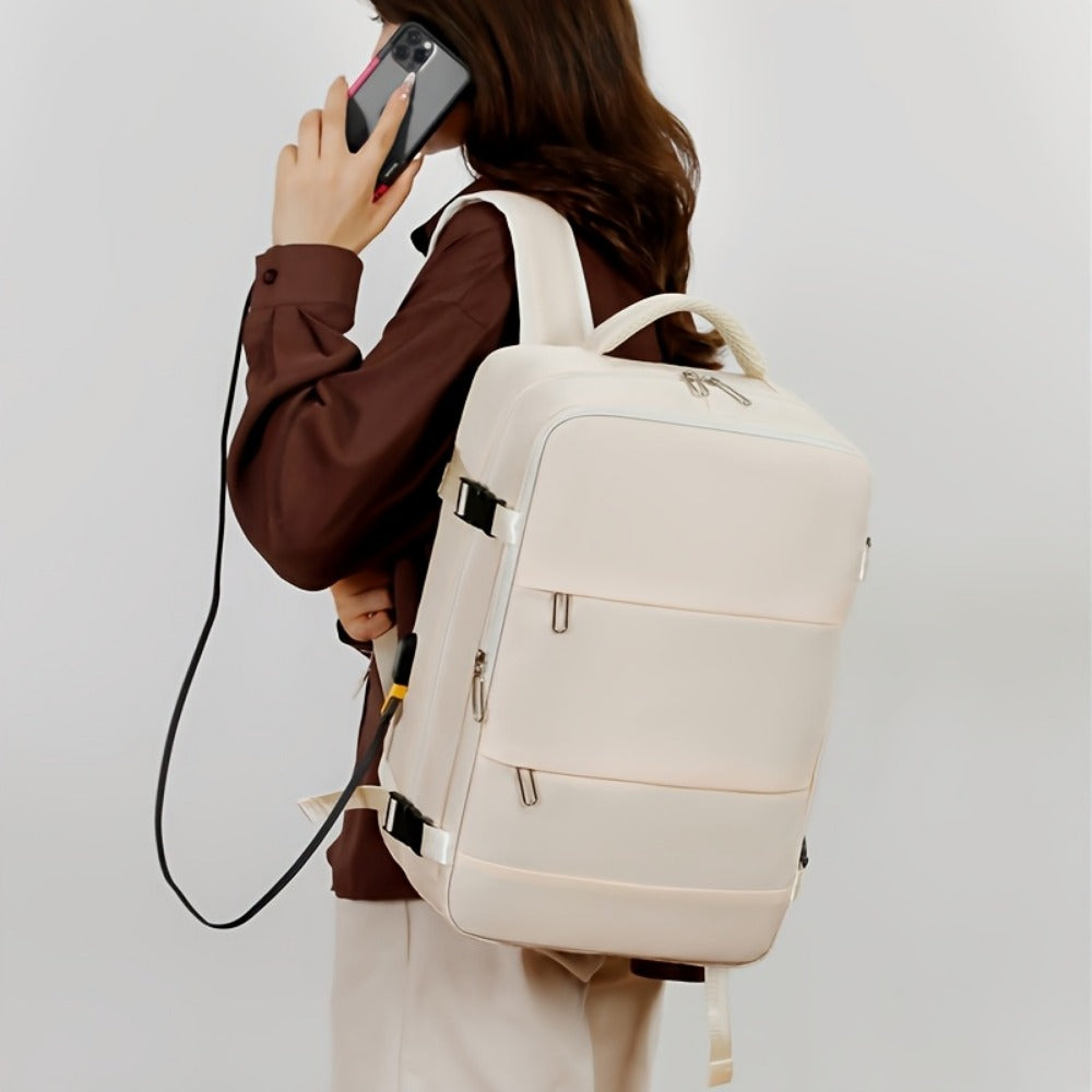 Laptop Backpack – Large Capacity, for Travel & Work | Bag Vero – detail view 10