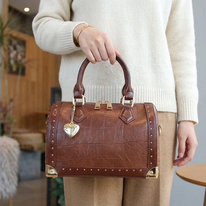 2026 New Stylish High-End Women'S Tote Bag, Large Capacity Boston Pillow Bag, Vintage Studded Box Bag, Trendy Street Style Versatile Handbag, Box Bag