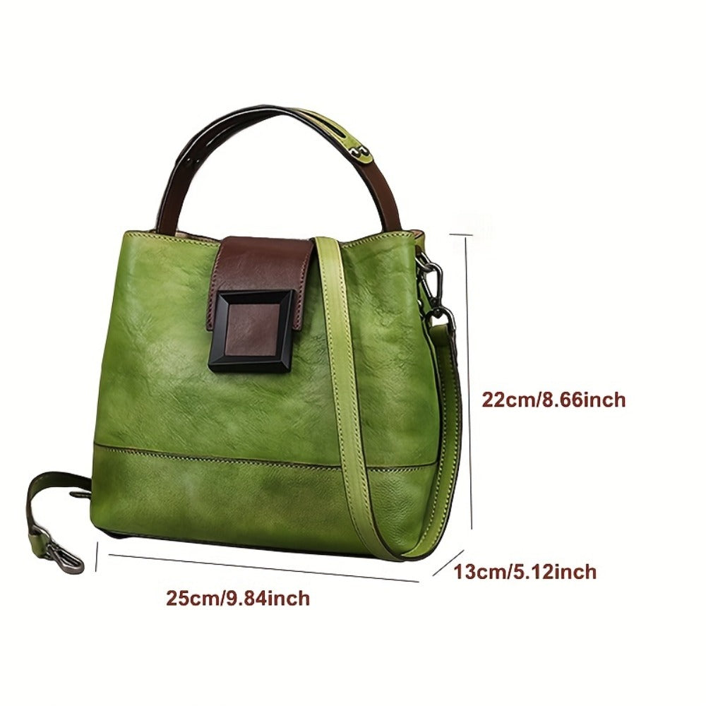 A Retro Style Women'S Genuine Leather Crossbody Bag Featuring an Adjustable Shoulder Strap, a Zipper Closure, And a, Made in Guangzhou Solid Color Design, Urban Style, Spacious Messenger Bag