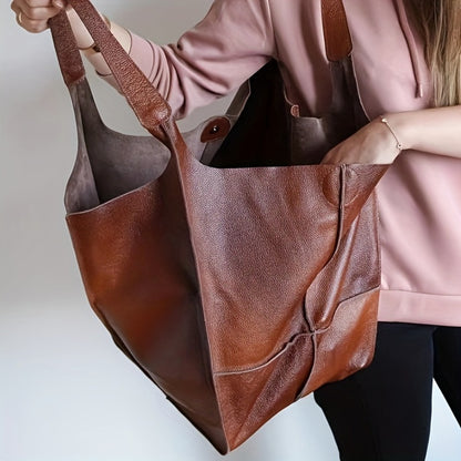 A Fashionable, Spacious Shoulder for Women, Designed As a Tote, Featuring a Soft Aesthetic And a Trendy Retro Style Popular in Europe And America