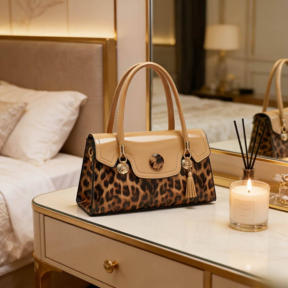Shoulder Bag for Women – Adjustable Strap, Leopard Print Magnetic Snap Adjustable | Bag Vero – detail view 6