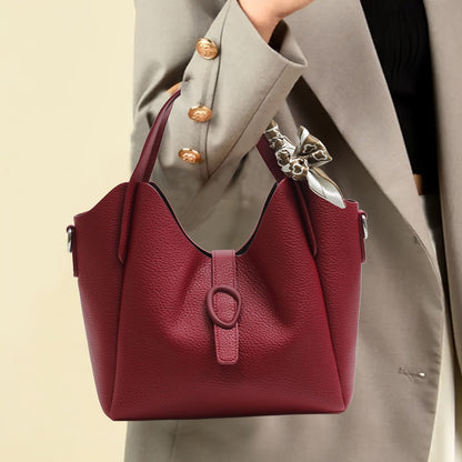 Crossbody Bag for Women – for Work & Everyday Use, Versatile Elegant Top Handle | Bag Vero – detail view 4