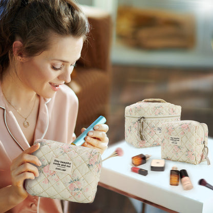 Cute Quilted Floral Makeup Bag (3Pcs)Coquette Aesthetic Cosmetic BagTravel Toiletry Bags Kawaii Aesthetic pouch for Women