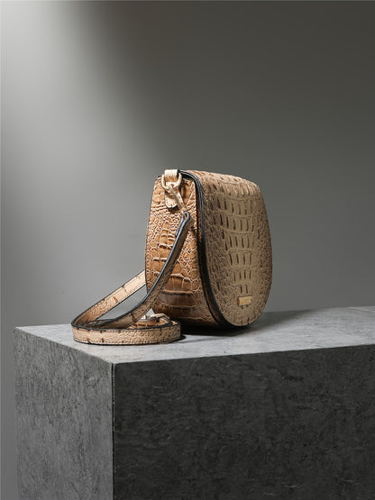 New Fashionable And Elegant Crossbody Small Bag Crocodile Pattern Faux Leather Women'S Crossbody Bag, Safety Flap Small Bag Semi-Circular Women'S Bag Daily Commuter Versatile Women'S Bag Detachable Shoulder Strap