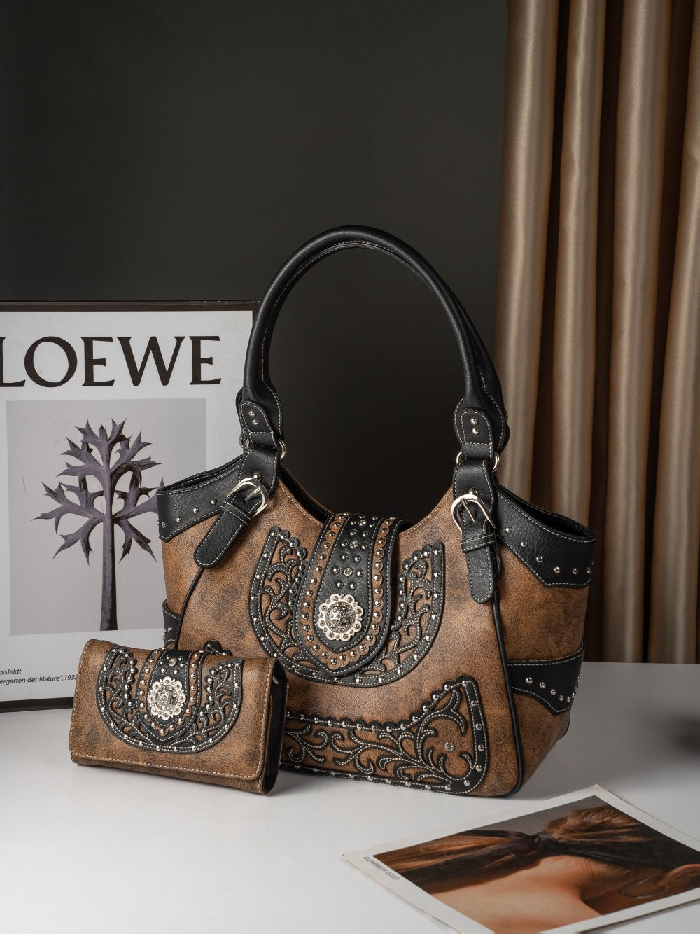 Western Style Berry Conchos Cowgirl Country Conceal Carry Purses Crossbody Handbags Women Shoulder Bags Wallet Set Brown Christmas Gifts