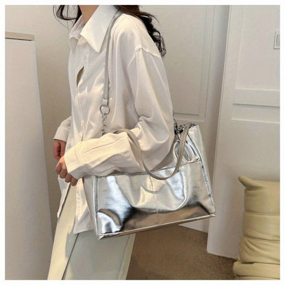 Fashion Large Capacity Tote Bag for Women Stylish Shoulder Handbag Perfect for Office Commute And Daily Use