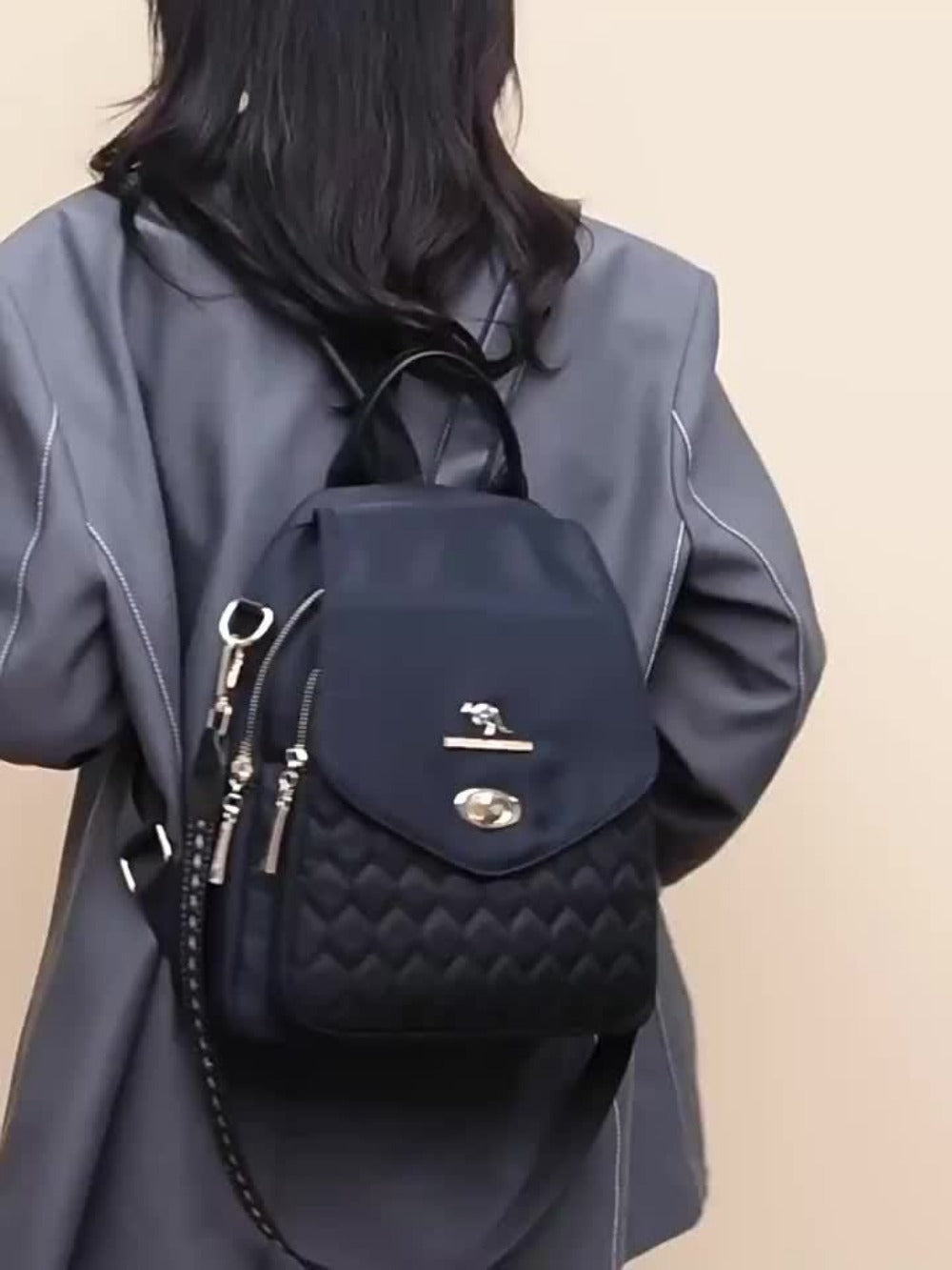 Backpack for Women – Lightweight, for Travel & Work – detail view 15