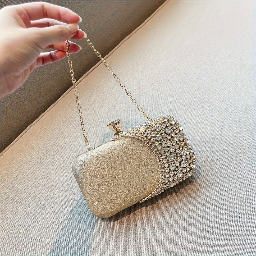 A Sparkling Evening Purse Adorned with Rhinestones And Sequins, Perfect for Vintage-Themed Weddings And Cocktail Parties