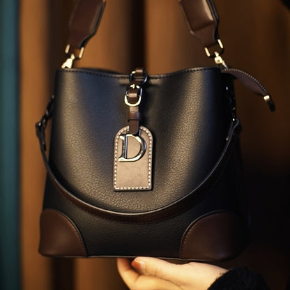 Crossbody Bag for Women – for Everyday Use, Bucket Casual Golden Hardware Adjustable | Bag Vero – front view