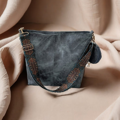 [Elegant Tote] 2pcs Tote Bag | Large Capacity | Retro Texture, Oily Wax Texture, Smooth Texture | Detachable Wallet | Shoulder Bag for Women | Best Birthday Gifts, Christmas And Valentine's Day Gifts | Bohemian