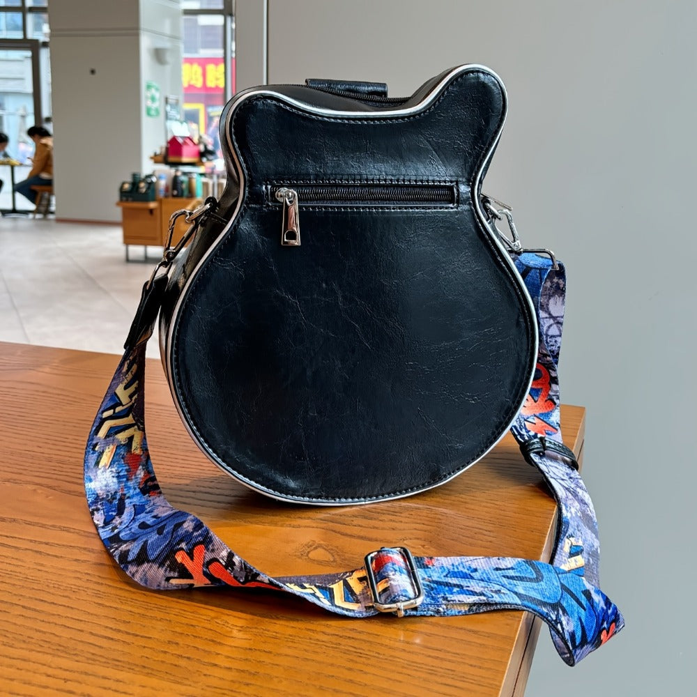 Crossbody Bag – Guitar Shaped Y2k Chain Rivet | Bag Vero – detail view 12