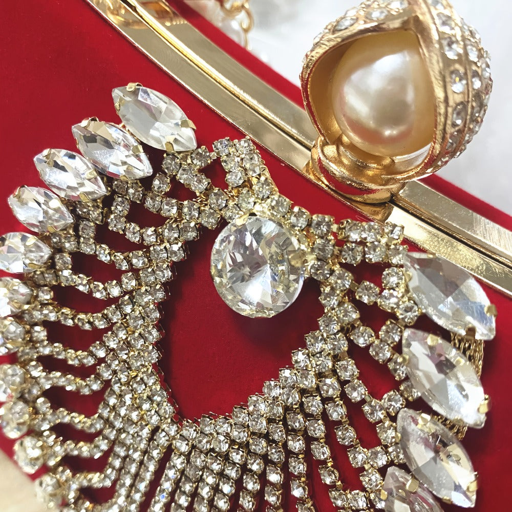 Sophisticated Evening Clutch Made of Velvet, Adorned with Rhinestones And Featuring a Pearl Handle, Perfect for Weddings, Parties, And Formal Dinners