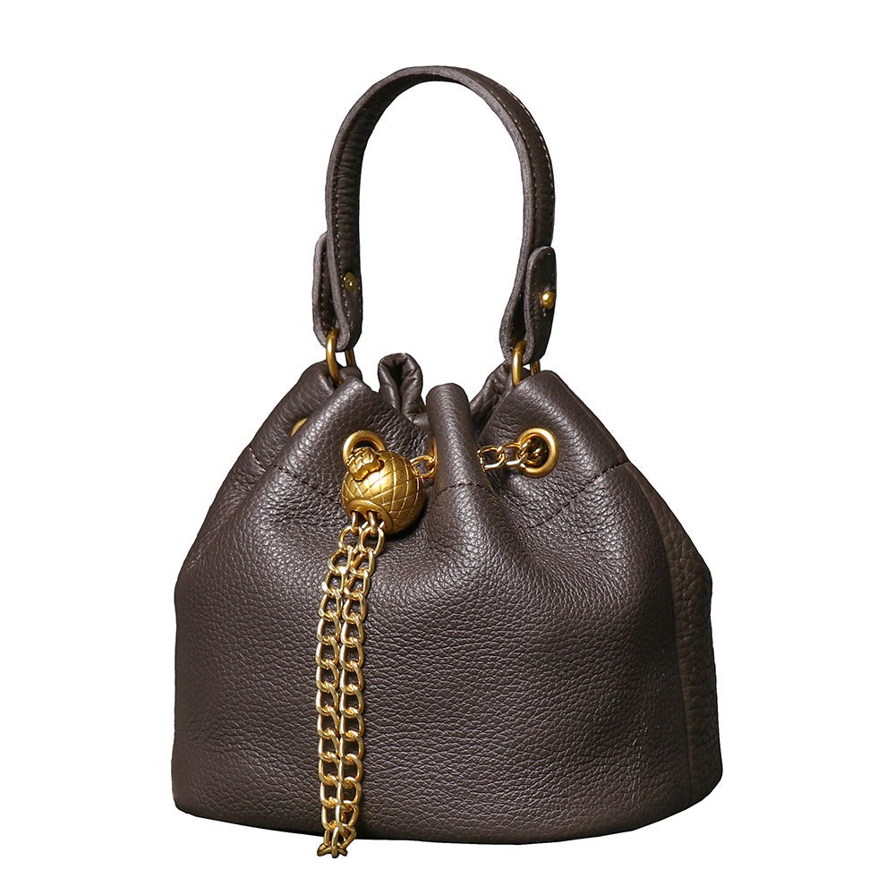 Handmade Top Layer Cowhide Makeup Bag Fashionable Casual Versatile Genuine Leather Bucket Bag for Women, Ladies High-Quality Soft Genuine Leather Chain Bag Luxury Style Design Bag  Crossbody Shoulder Bag with Chain Strap, Elegant Handbag Purse