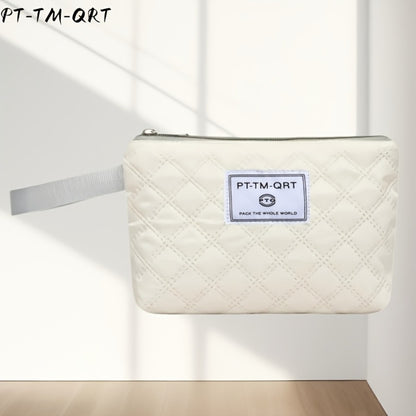 Fashionable Travel Bag, Large-Capacity Practical Handbag, Made of Durable And Wear-Resistant Fabric, Suitable for Travel And Gym, Stylish, Versatile, Lightweight, And Easy to Store