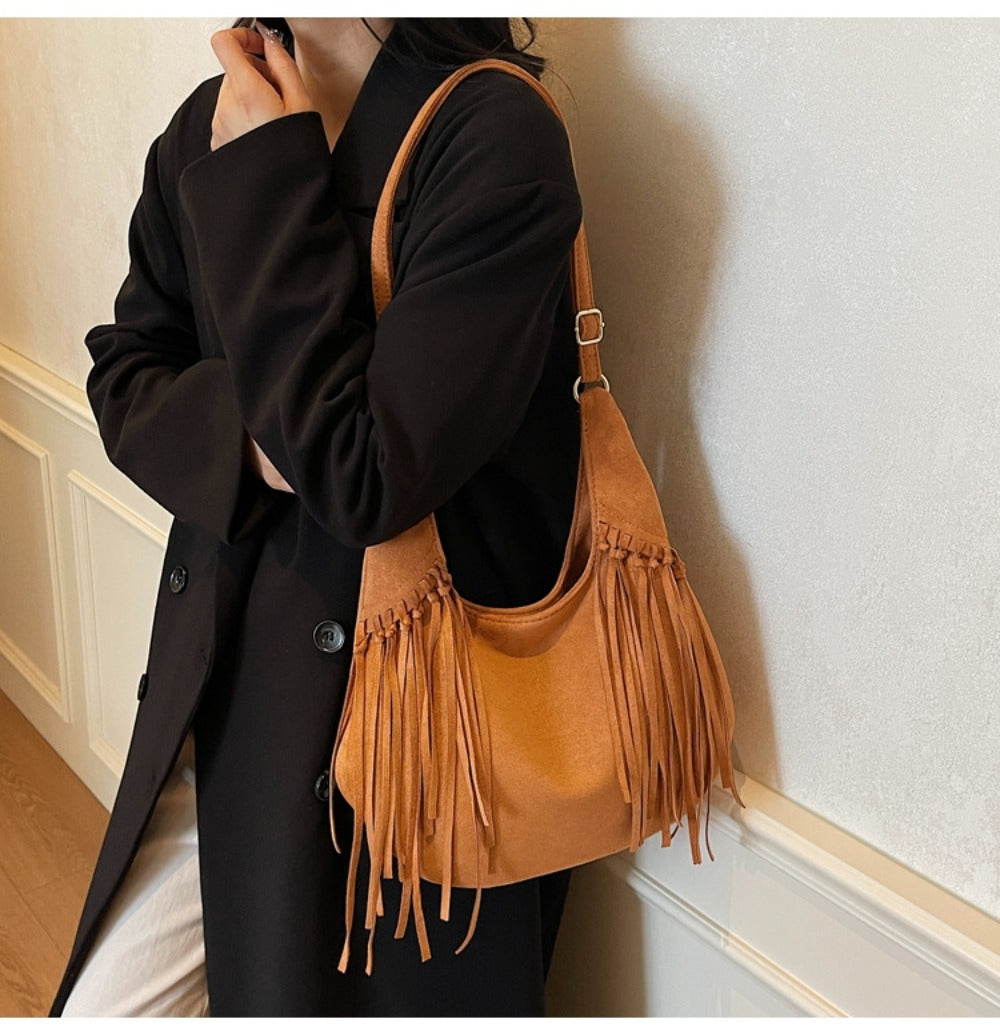 Women's Vintage Large Capacity Dumpling Bag - / Crossbody Purse with Tassel Fringe, Detachable Strap & Button Closure, Underarm Handbag for Fall/Winter (///) - Casual & Dressy Outfits
