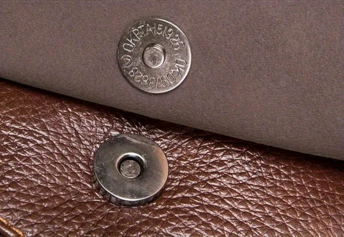 Men's Crossbody Bag – Genuine Leather, Large Capacity, for Travel & Work – detail view 19