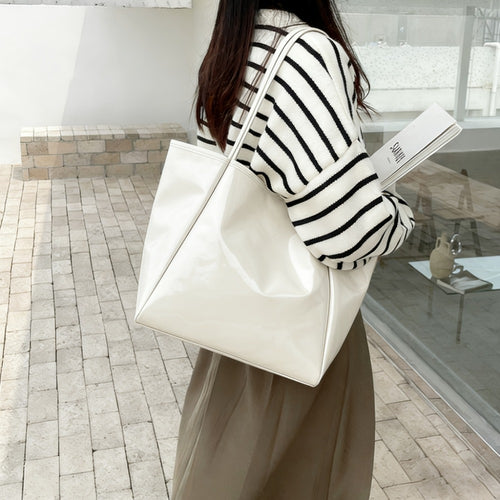 Tote Bag for Women – PVC, Large Capacity, for Travel & Work | Bag Vero – front view