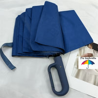 The ring buckle is dark blue