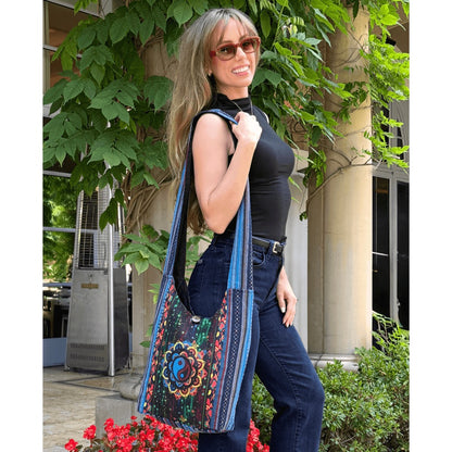 Crossbody Bag for Women – Handmade Cotton Yin Yang Hobo – detail view 6