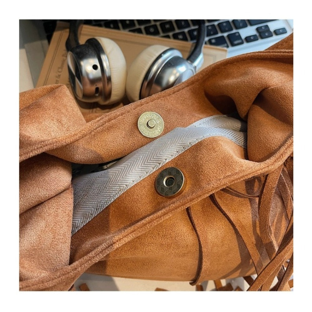 Crossbody Bag for Women – Large Capacity, Vintage Dumpling Large Capacity Tassel – detail view 10