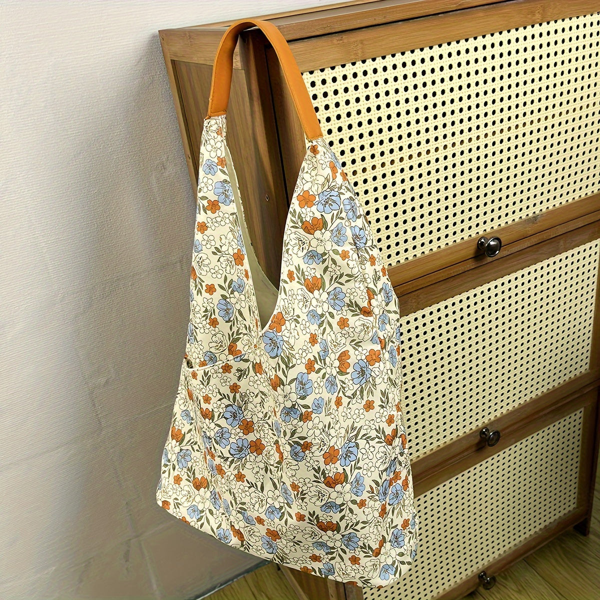 Tote Bag for Women – Vintage Floral Spacious Magnetic Closure – detail view 12