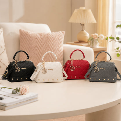 Women's Handbag – Quilted, Adjustable Strap | Bag Vero – front view